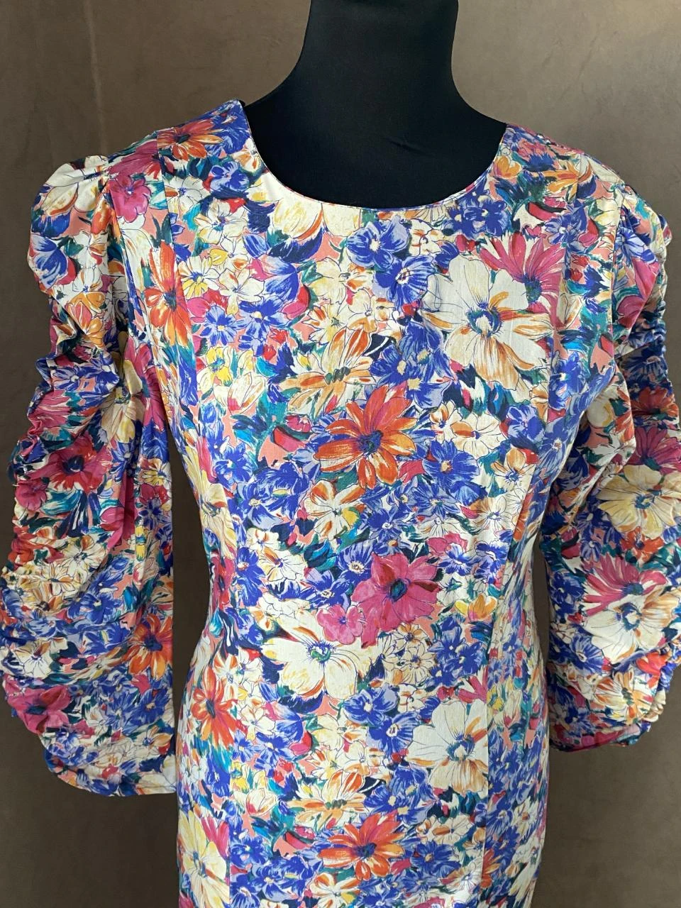 ZARA rechte bloemenjurk maat 36 - gekruiste mouwen, V-hals – photo 10